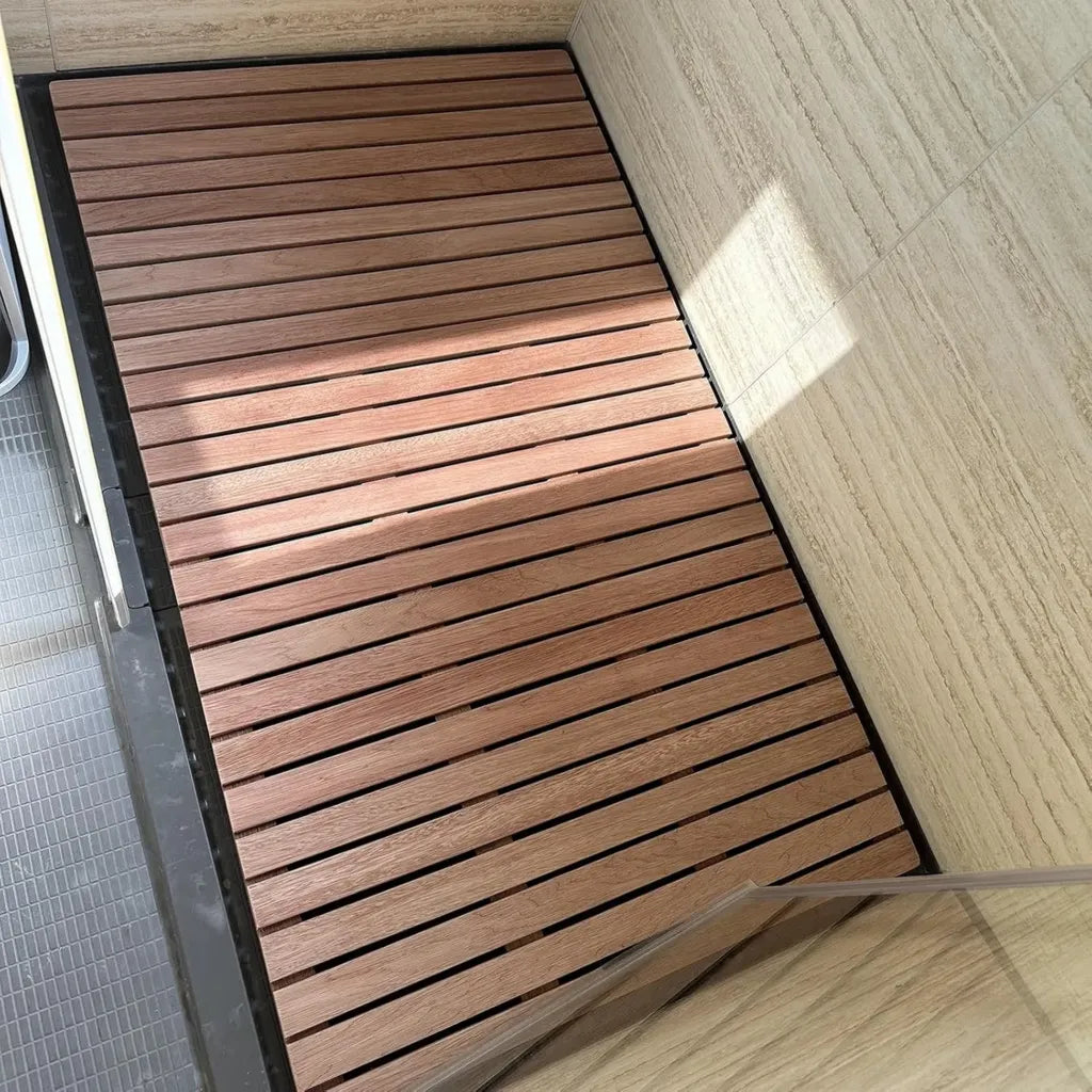 Rutschfeste Holz-Badematte für Bad und Outdoor, Größe 90 x 40 cm